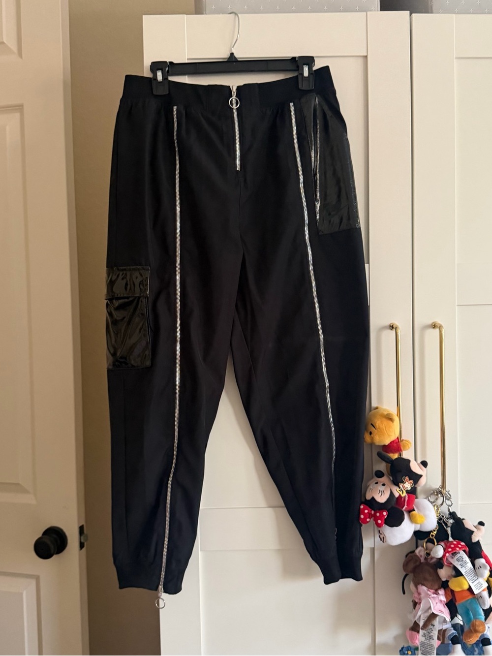 Nike Black Cargo Pants With Zipper Details, Size M - Worn Once